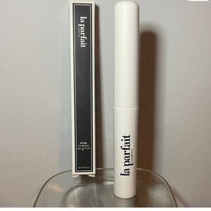 La Parfait  Eyebrow Gel